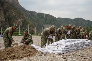 劳模！本赛季场均上场时间排行：范乔丹37.8分钟第二 杜兰特第四